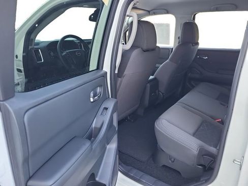 New 2025 Nissan Frontier SV image 20