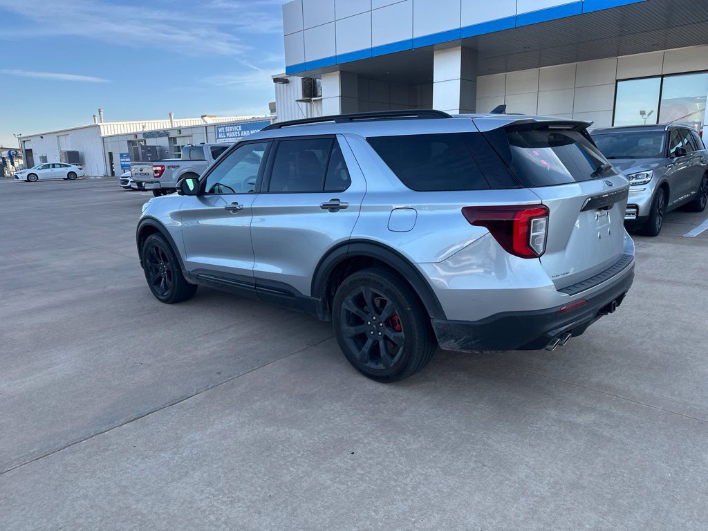 Used 2023 Ford Explorer ST w/ Equipment Group 401A AWD/4WD image 31
