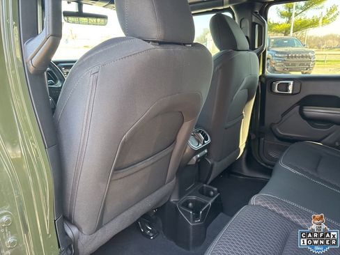 Used 2021 Jeep Wrangler Unlimited Sport image 40