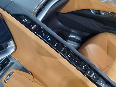 Used 2024 Chevrolet Corvette Stingray Preferred Conv w/ 2LT RWD image 26