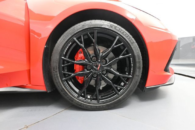 Used 2024 Chevrolet Corvette Stingray Preferred Cpe w/ Battery Protection Package RWD image 12