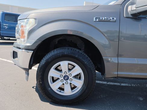 Used 2018 Ford F150 XLT image 11