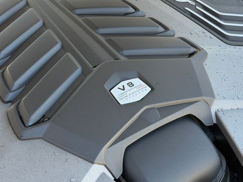 Used 2022 Lamborghini Urus image 26