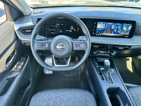 New 2026 Nissan Kicks SV w/ Cold Weather Package image 17