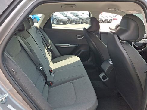 Used 2025 Kia K4 FWD image 15