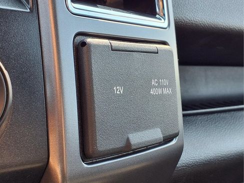 Used 2015 Ford F150 XLT w/ Equipment Group 302A Luxury AWD/4WD image 22