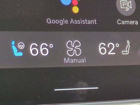 New 2026 Volvo XC60 B5 Ultra w/ Climate Package image 22