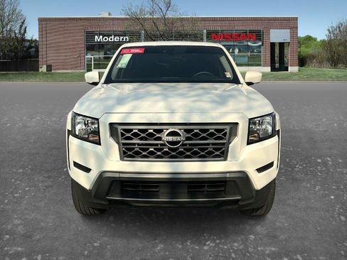Certified 2024 Nissan Frontier SV RWD image 6