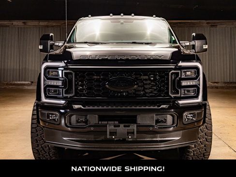 Used 2026 Ford F450 Platinum w/ FX4 Off-Road Package image 4