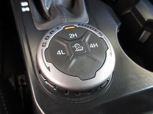 Certified 2025 Ford Bronco Outer Banks image 19