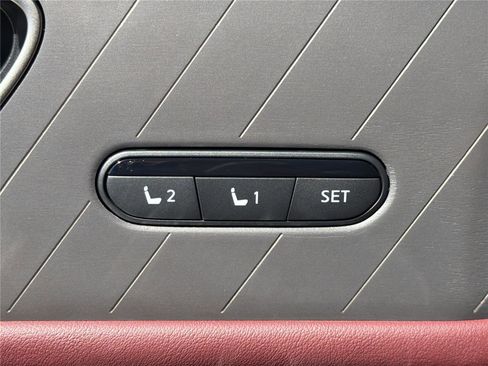 Used 2025 INFINITI QX80 Autograph AWD/4WD image 17