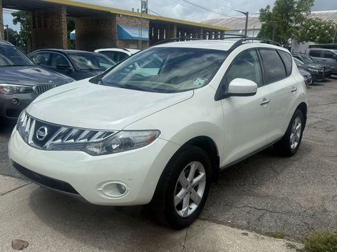 Used 2010 Nissan Murano SL w/ Accessory Value Pkg FWD image 1