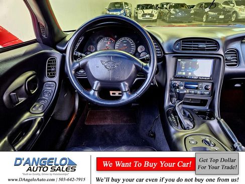 Used 2003 Chevrolet Corvette Coupe w/ Preferred Equipment Group image 17