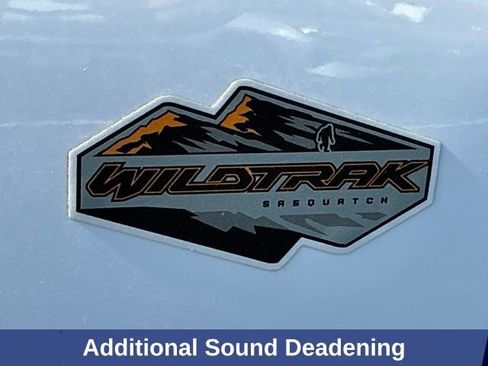 Used 2023 Ford Bronco Wildtrak AWD/4WD image 13