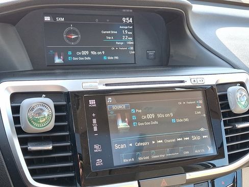 Used 2017 Honda Accord EX-L image 17