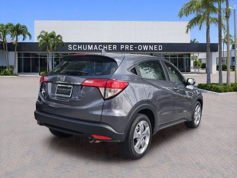 Used 2022 Honda HR-V LX image 7