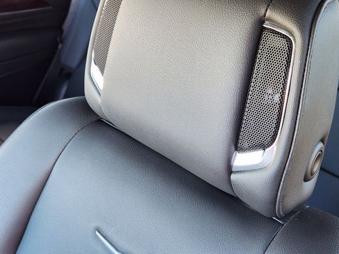 Certified 2021 Cadillac Escalade Luxury image 15