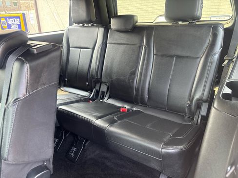 Used 2018 Ford Expedition Max XLT AWD/4WD image 29