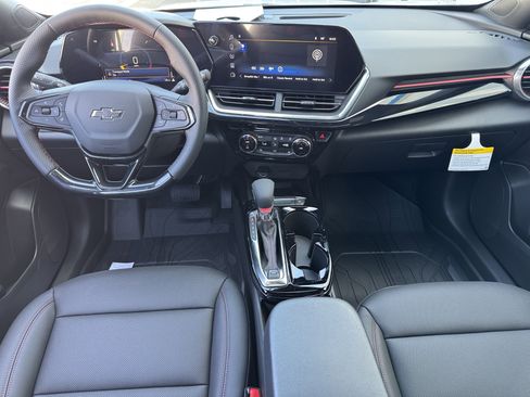 New 2026 Chevrolet Trax RS w/ Sunroof Package image 18