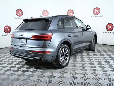 Certified 2024 Audi Q5 2.0T Premium image 8