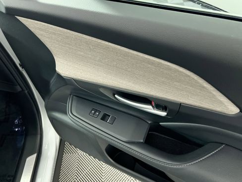 Used 2024 Toyota Grand Highlander Limited image 30