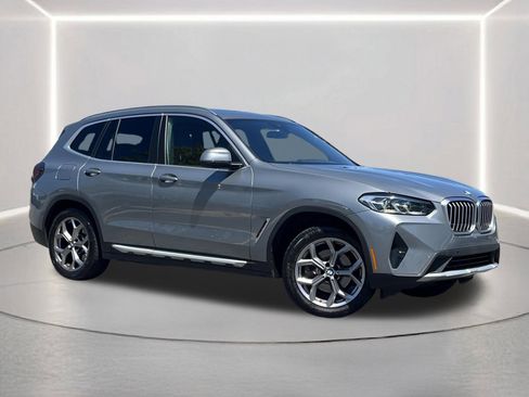 Used 2024 BMW X3 xDrive30i AWD/4WD image 2
