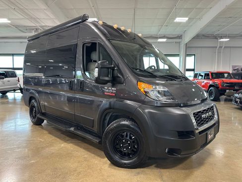 Used 2021 RAM ProMaster 1500 w/ Convenience Group FWD image 2