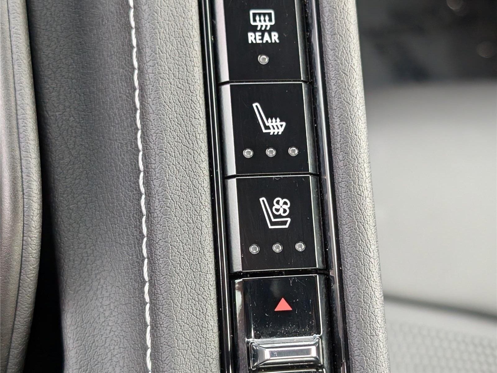 Used 2020 Chevrolet Corvette Stingray Preferred Conv w/ 2LT Preferred Equipment Group RWD image 23