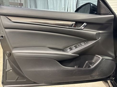 Used 2022 Honda Accord Sport Special Edition image 13