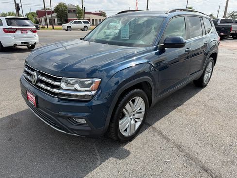 Used 2020 Volkswagen Atlas SE w/ Panoramic Sunroof Package FWD image 14