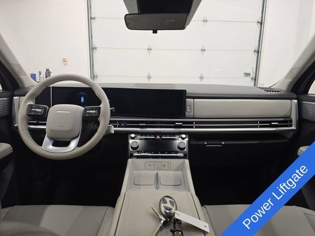 Used 2026 Hyundai Santa Fe SEL AWD/4WD image 13