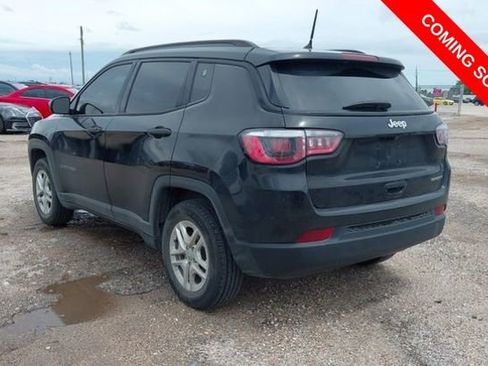 Used 2018 Jeep Compass Sport FWD image 3