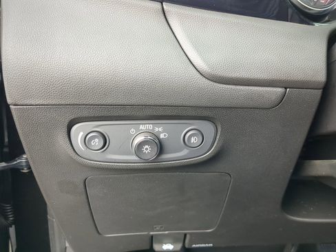 Used 2023 Buick Encore GX Preferred w/ Cold Weather Comfort Package image 26