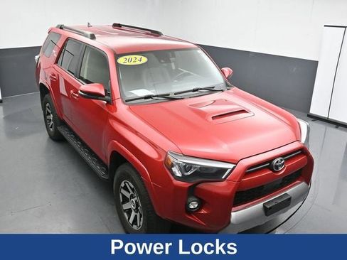Used 2024 Toyota 4Runner TRD Off-Road Premium AWD/4WD image 20