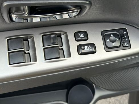 Used 2024 Mitsubishi Outlander Sport SE image 15