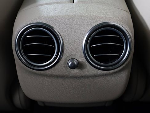 Used 2022 Mercedes-Benz E 350 4MATIC Sedan w/ Driver Assistance Package image 54