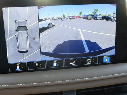Used 2021 Chevrolet Tahoe High Country w/ Premium Package AWD/4WD image 19