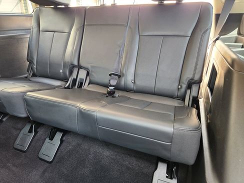 Used 2022 Ford Expedition XLT RWD image 29