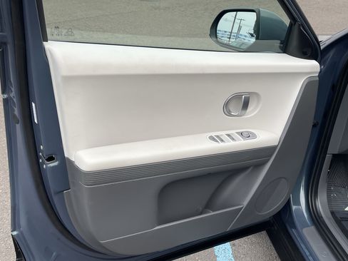 Certified 2024 Hyundai Ioniq 5 SEL RWD image 16