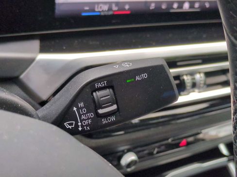 New 2024 BMW i4 eDrive35 w/ Premium Package image 28