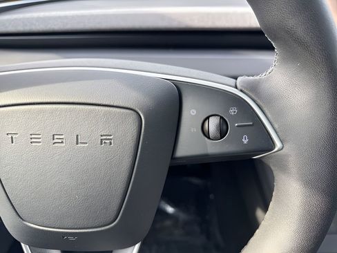 Used 2024 Tesla Model 3 Standard Range image 18