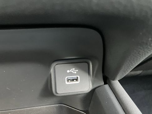 Used 2023 Honda HR-V LX image 26