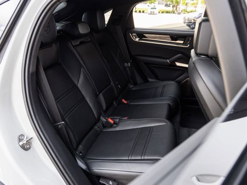 New 2026 Porsche Cayenne Turbo image 46