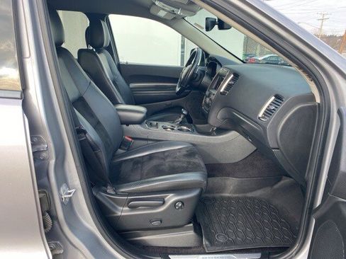 Used 2018 Dodge Durango GT image 38