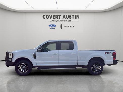 Used 2020 Ford F350 Lariat w/ FX4 Off-Road Package image 2