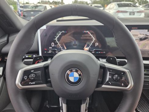 Used 2026 BMW 530i w/ M Sport Package RWD image 25