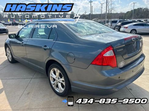 Used 2012 Ford Fusion SE image 2
