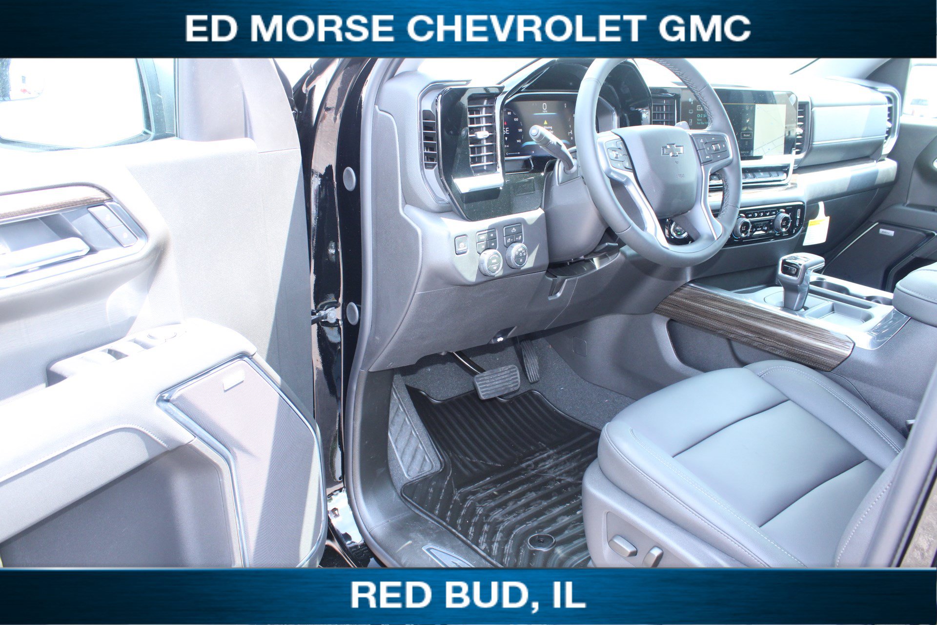 New 2026 Chevrolet Silverado 1500 RST w/ Convenience Package II AWD/4WD image 6
