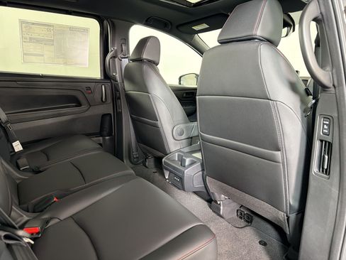 New 2026 Honda Odyssey Sport-L image 30