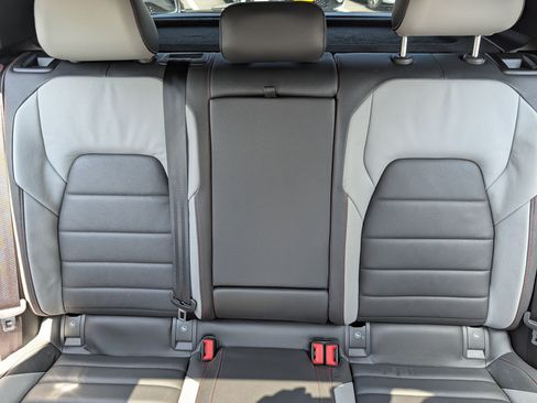 Used 2022 Volkswagen GTI SE FWD image 13